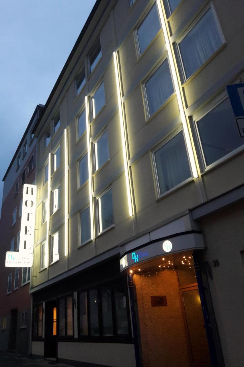 City Hotel By Celina ハーゲン エクステリア 写真